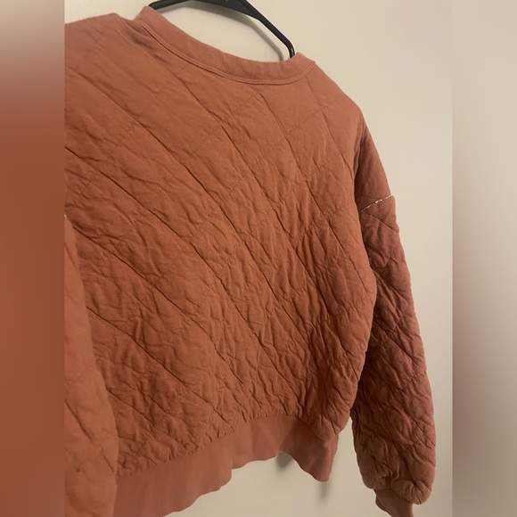 Crewneck - Picture 2 of 2